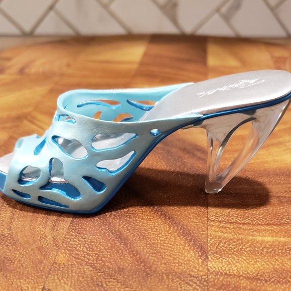 Just The Right Shoe, 810225 Catalina - Picture 6 of 8